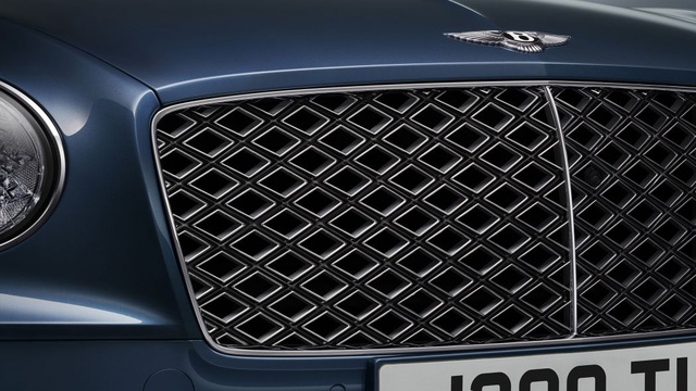 Bentley Continental GT Mulliner Convertible gây chú ý bằng sự cầu kỳ - 2