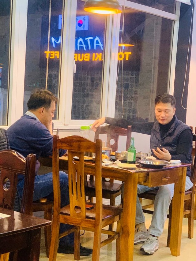 Bắc Ninh: Nhà hàng sụt giảm gần chục lần vì khách Hàn không ra ngoài - 3