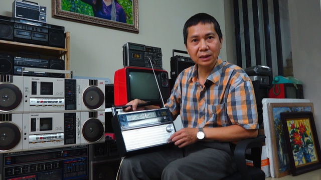 Bộ sưu tập 1000 chiếc đài radio cassette cổ gần 1 tỷ đồng tại Hà Nội - 3