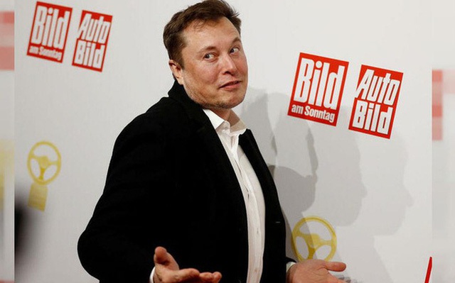 Tỷ phú Elon Musk nhận 
