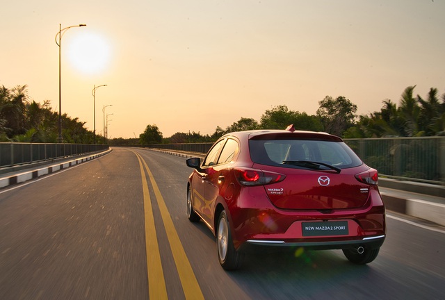 Mazda2 về Việt Nam, khởi điểm từ 509 triệu đồng - 2