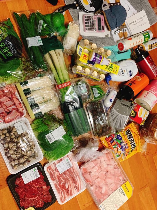 “Mắc kẹt” tại Hàn Quốc, du học sinh Việt mua 15 kg thịt bò về dự trữ - 1