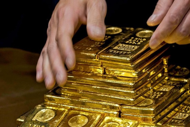 Thị trường vàng đang có dấu hiệu bị làm giá - 1