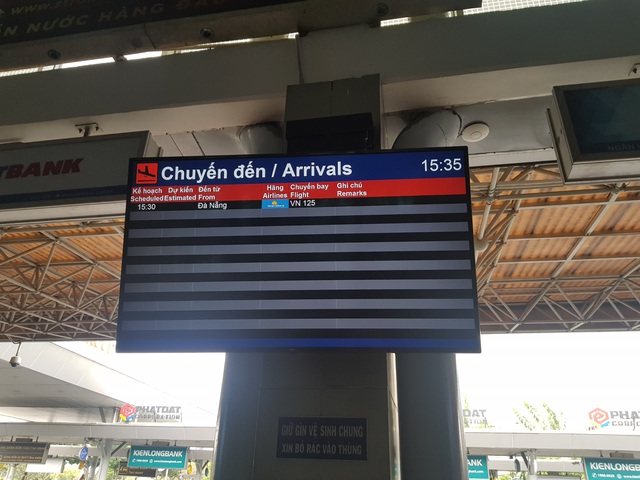 Sân bay Tân Sơn Nhất vắng lặng.jpg