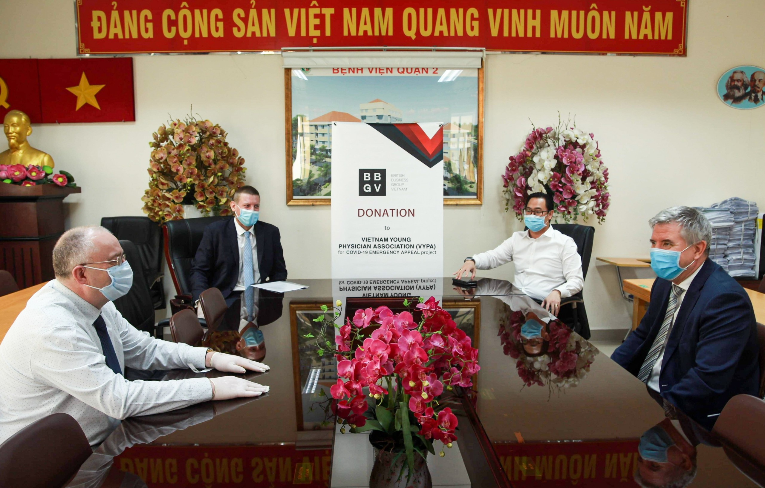 Hội doanh nghiệp Anh ủng hộ 500 triệu đồng cho Việt Nam chống Covid-19
