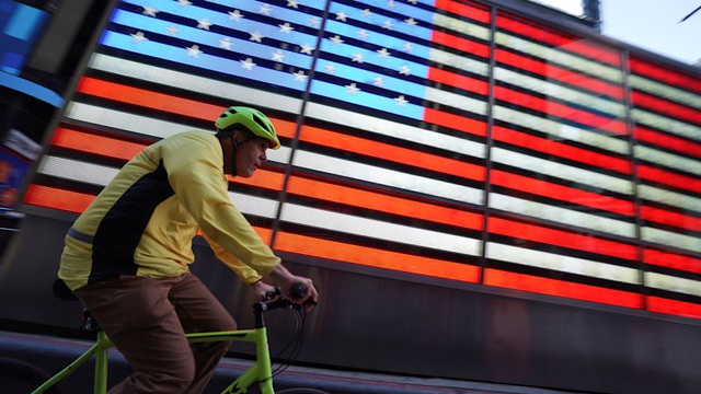 Dịch Covid-19 khiến tiêu thụ xe đạp tại Mỹ tăng vọt - 1