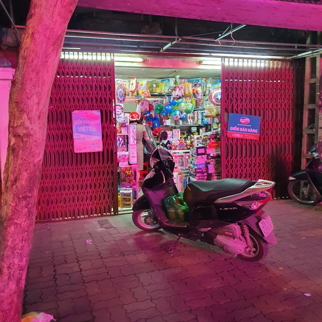 Hà Nội: Tiểu thương vẫn âm thầm mưu sinh trong các con phố nhỏ - 7
