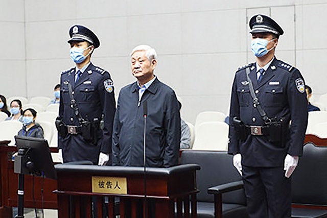 Trung Quốc xét xử cựu bí thư tỉnh ủy nhận hối lộ 60 triệu USD - 1
