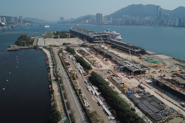 Tỷ phú Hồng Kông và phi vụ bán đất sân bay thua lỗ nhất trong lịch sử - 1