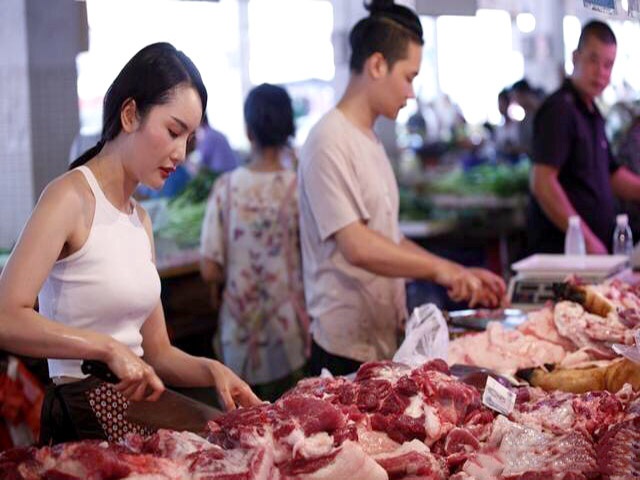 Giá thịt lợn bị 