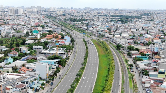Chung cư trăm hoa đua nở dọc đại lộ đẹp nhất Sài Gòn - 6
