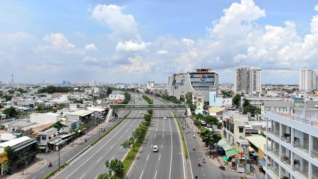 Chung cư trăm hoa đua nở dọc đại lộ đẹp nhất Sài Gòn - 10
