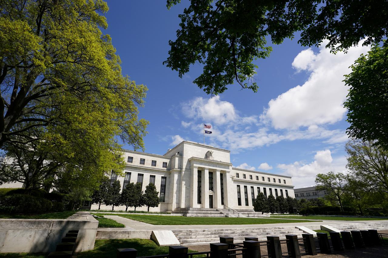 Chứng khoán ra sao khi Fed công bố chiến lược chính sách tiền tệ mới?