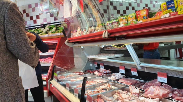 Nhập cả triệu con lợn sống, giá thịt lợn siêu thị vẫn tăng mạnh - 2