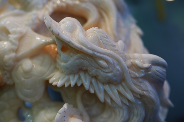 Chiêm ngưỡng bức Cửu Long Tranh Châu bằng vỏ sò nghìn năm tuổi - 4
