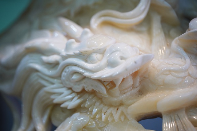Chiêm ngưỡng bức Cửu Long Tranh Châu bằng vỏ sò nghìn năm tuổi - 9