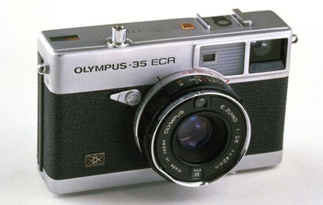 Olympus rút khỏi thị trường máy ảnh do ảnh hưởng từ smartphone - 3