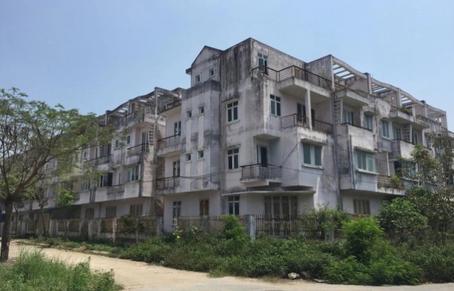 Cử tri đề nghị Hà Nội xử tình trạng lo xây nhà để bán, bỏ quên trường học - 1