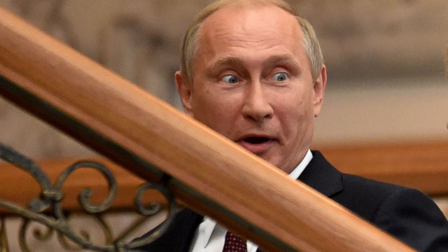 Áo sơ mi Tổng thống Putin bỏ quên tại khách sạn được rao bán 2.500 USD - 1