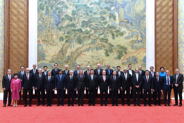 Trung Quốc bị thế giới tẩy chay, ông Tập cố trấn an các CEO nước ngoài - 1