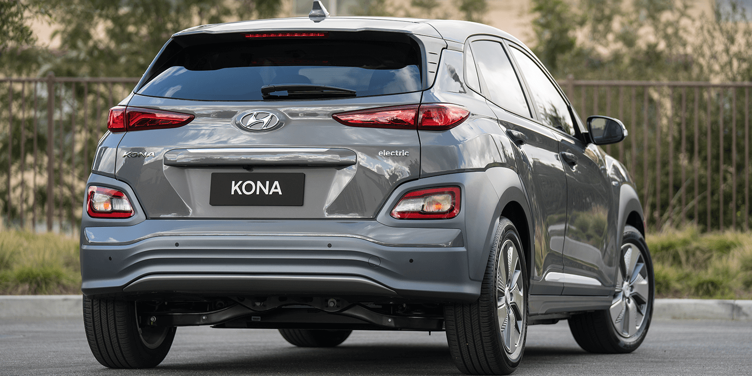 Kia Seltos, Toyota Corolla Cross sẽ làm “nóng” thị trường ôtô nửa cuối 2020