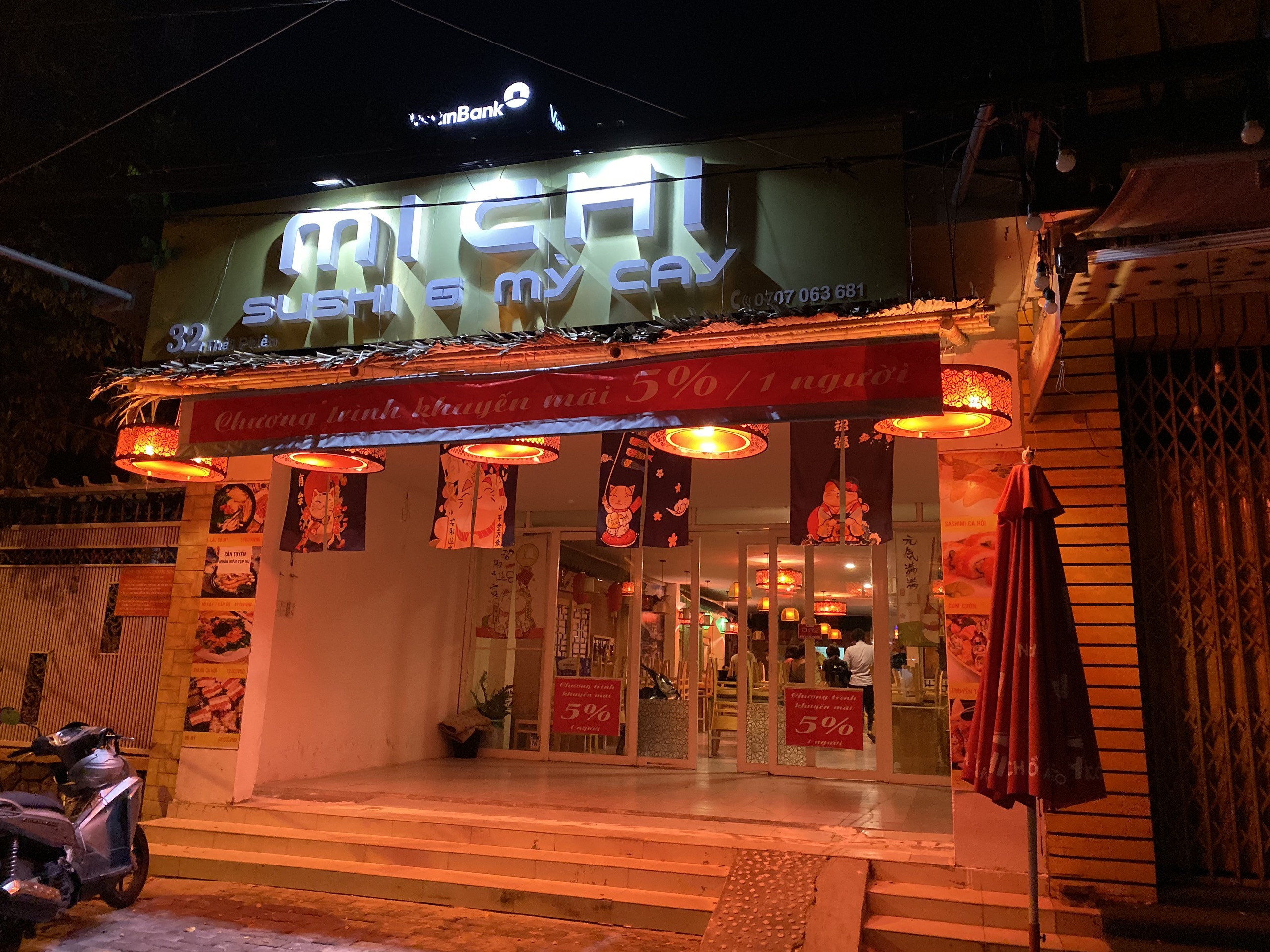 Đà Nẵng: Phát hiện cửa hàng kinh doanh ăn uống bất chấp lệnh cấm