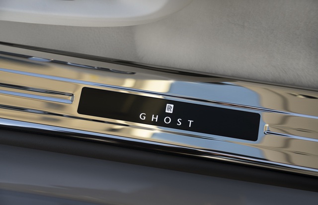 Rolls-Royce Ghost thế hệ mới chính thức ra mắt - 12