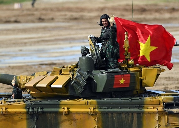 Chiều nay, đội tuyển Việt Nam thi đấu chung kết “Xe tăng hành tiến”
