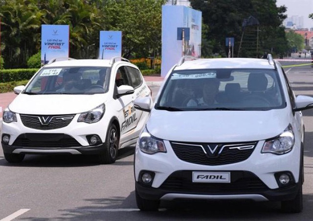 10 ô tô bán chạy nhất tháng 8: Hyundai i10 đòi lại vị trí từ VinFast Fadil - 1