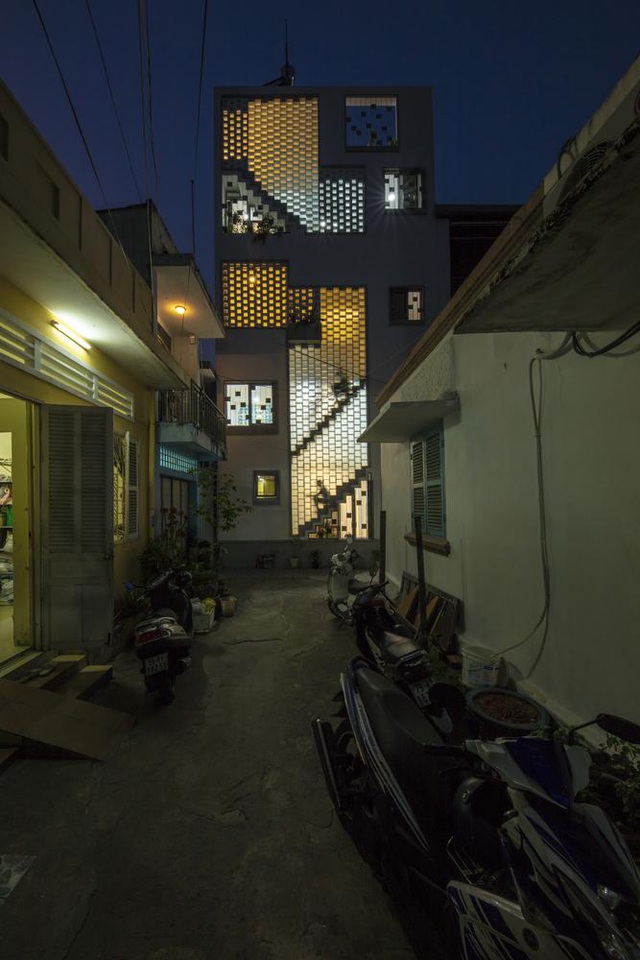 Bố mẹ Việt xây ngôi nhà với thiết kế lạ mắt tặng hai người con - 12