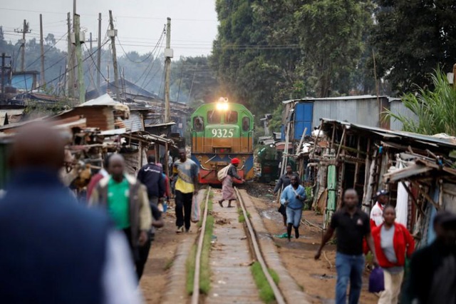 Vay Trung Quốc gần 5 tỷ USD làm đường sắt, Kenya lỗ đậm, xin giãn nợ - 2