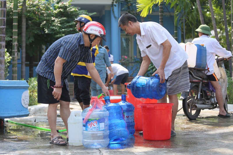 Bộ Tài chính đề xuất giảm giá bán nước sạch sinh hoạt