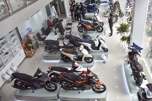 Thị trường xe máy tiếp tục ảm đạm, Honda sụt giảm mạnh - 1