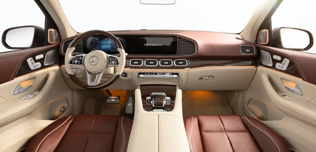 Mercedes-Maybach GLS 600 gây sốc vì giá bán - 16