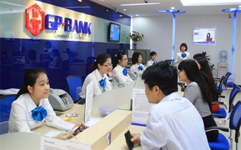 Ngân hàng “ngoại” muốn mua cổ phần chi phối ngân hàng Việt yếu kém