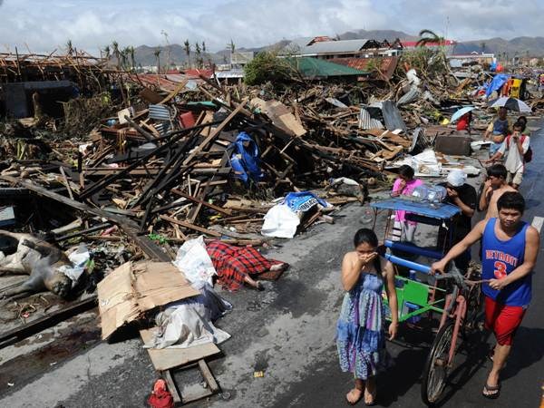 Liên hiệp quốc xác nhận 4.460 người ở Philippines chết vì bão Haiyan