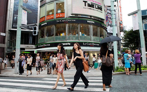 Một năm sau Abenomics, kinh tế Nhật lại gây thất vọng