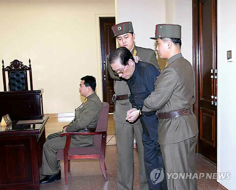 Triều Tiên xác nhận đã xử tử chú của ông Kim Jong-un