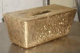 Thanh vàng doré của Công ty TNHH khai thác vàng Bồng Miêu.