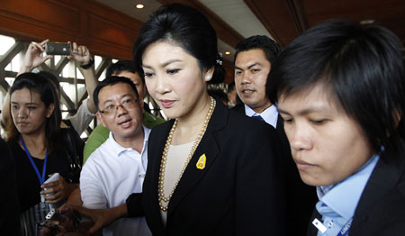Thủ tướng Thái Lan rời Bangkok, phe đối lập tiếp tục biểu tình
