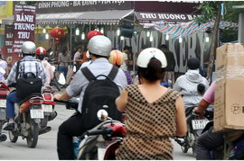Sự đoảng hao tốn triệu đô của dân Việt