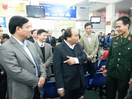 Phó Thủ tướng và Bộ trưởng Đinh La Thăng thăm hỏi, động viên