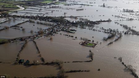 Nhiều khu đất nông nghiệp đã bị ngập nặng nhiều ngày qua