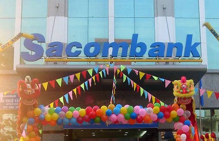 Sacombank báo lãi gấp đôi trong năm 2013