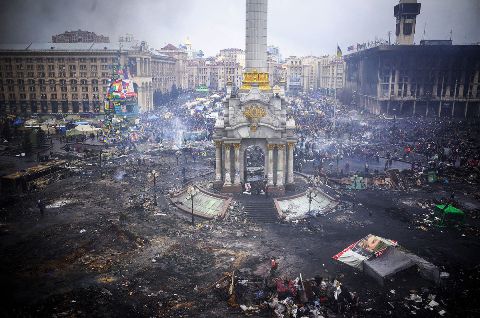Ukraine có nguy cơ vỡ nợ do khủng hoảng chính trị