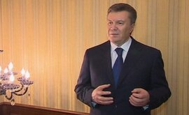 Ukraine phát lệnh bắt giữ Tổng thống bị phế truất Yanukovych