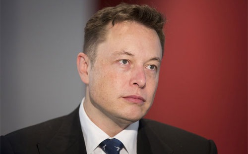 Ông chủ hãng xe điện Tesla kiếm 1,1 tỷ USD trong 1 ngày