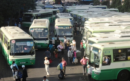 TPHCM: Gỡ bài toán bến bãi cho xe buýt