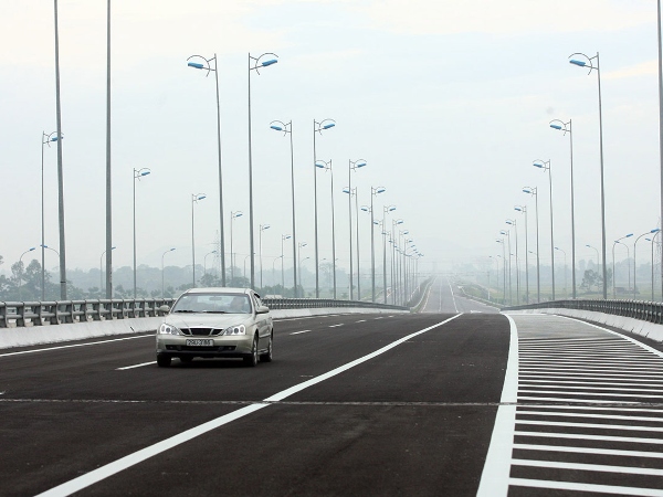 Sai lệch hàng trăm tỷ đồng tại dự án cao tốc Cầu Giẽ-Ninh Bình