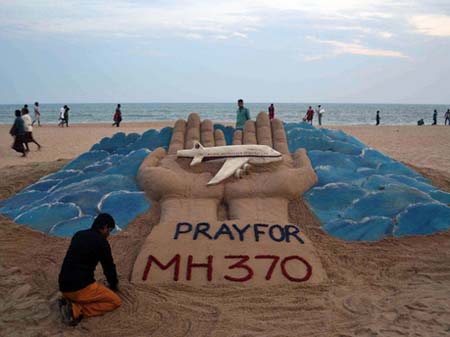 Cả thế giới vẫn đang dõi theo số phận của chuyến bay MH370